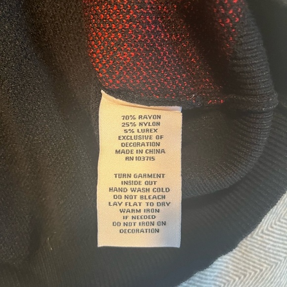 NWT Nanette Lenore Lips Sweater Size Large - Picture 7 of 9